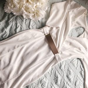White dress/ gold belt (LOVE CULTURE)